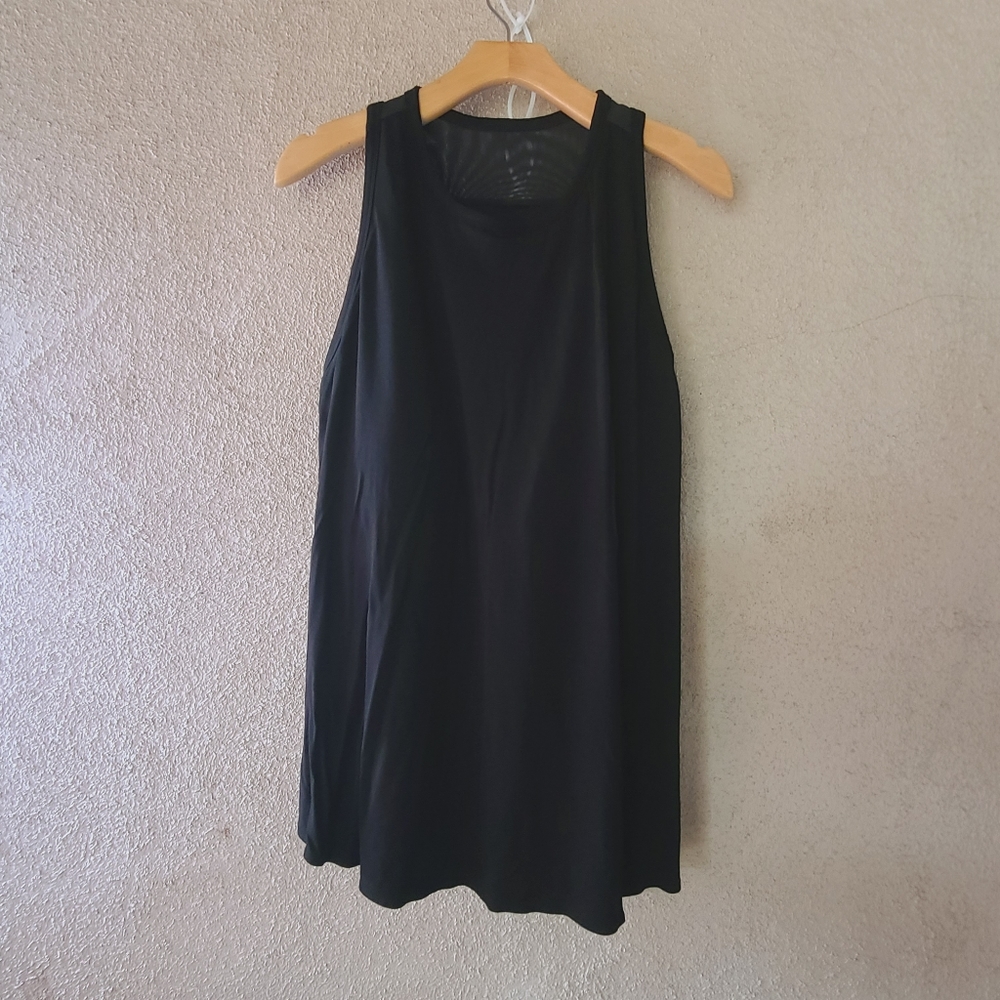 EUC SHEBIRD builtin bra raceback top